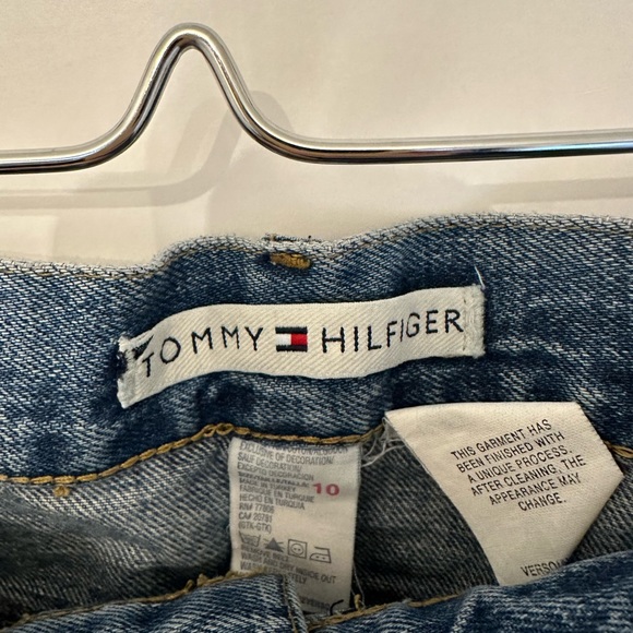 Vintage Tommy Hilfiger denim skirt - Picture 2 of 7